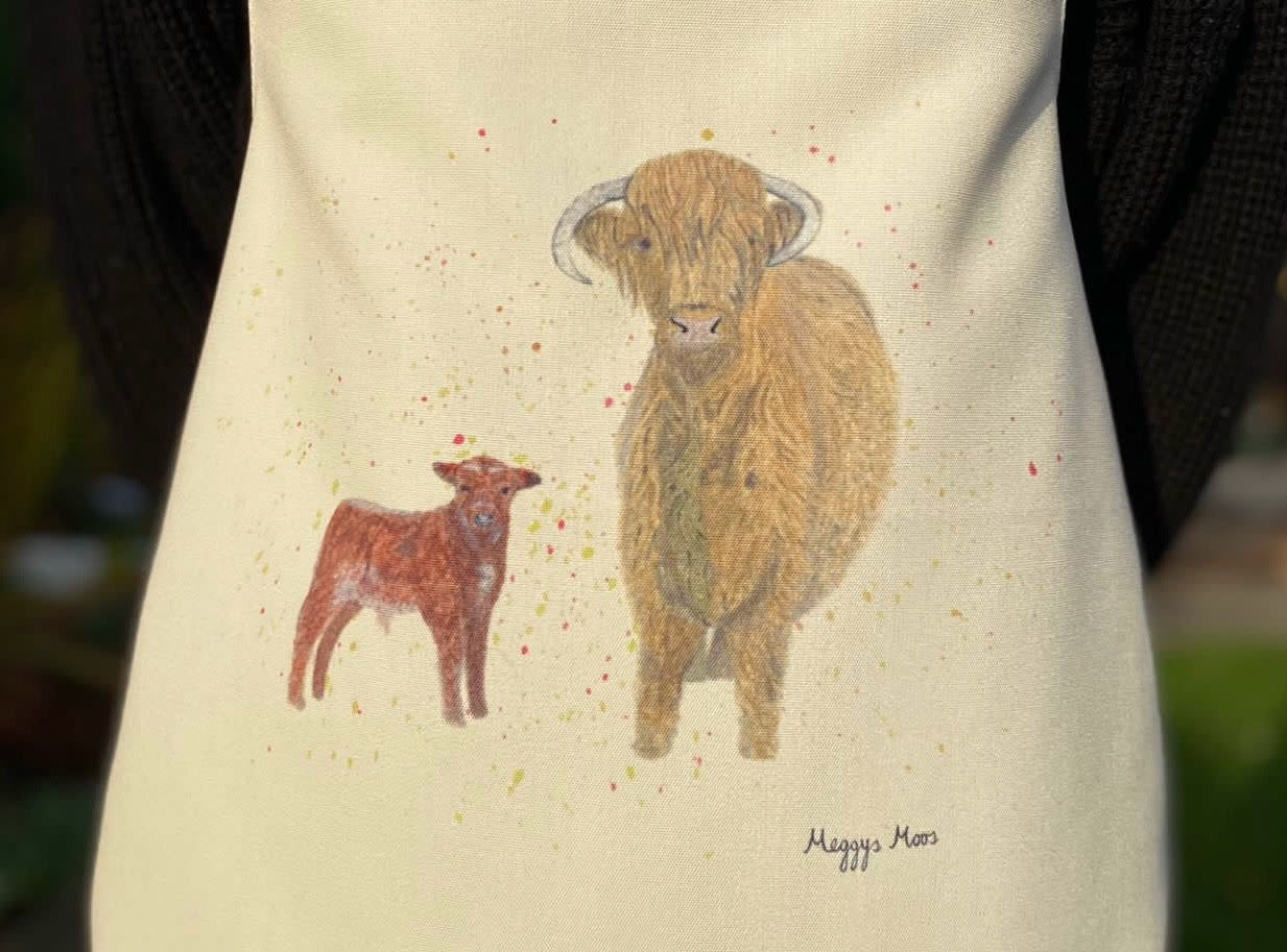 Mother/mum highland cow apron. Perfect country gift, matching children's and adults aprons